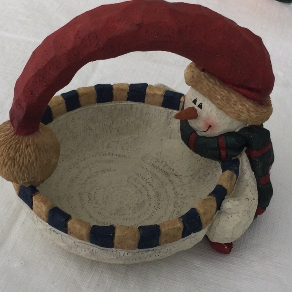 Holiday Add a Festive touch with this candy dish bowl Snowman